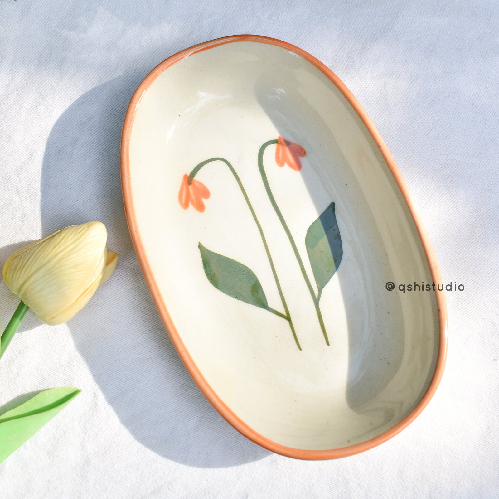 Ceramic Oval Bowl - Amber Flower ( 1 pc )
