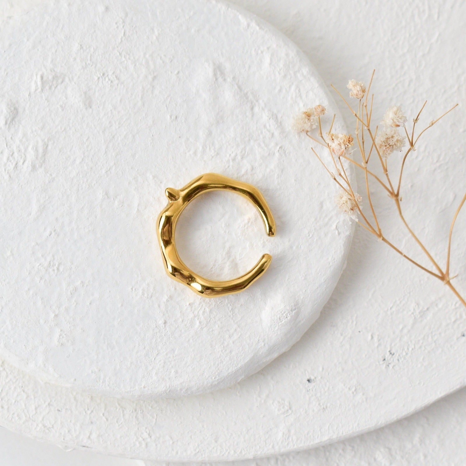 callista gold ring woman