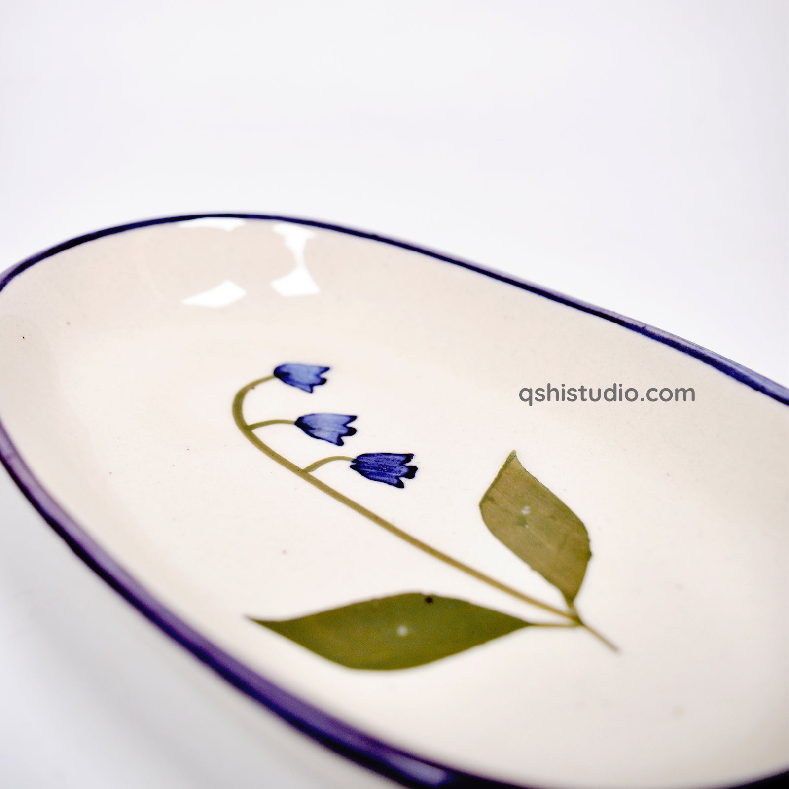 Ceramic Oval Bowl - Blue bell (1pc)