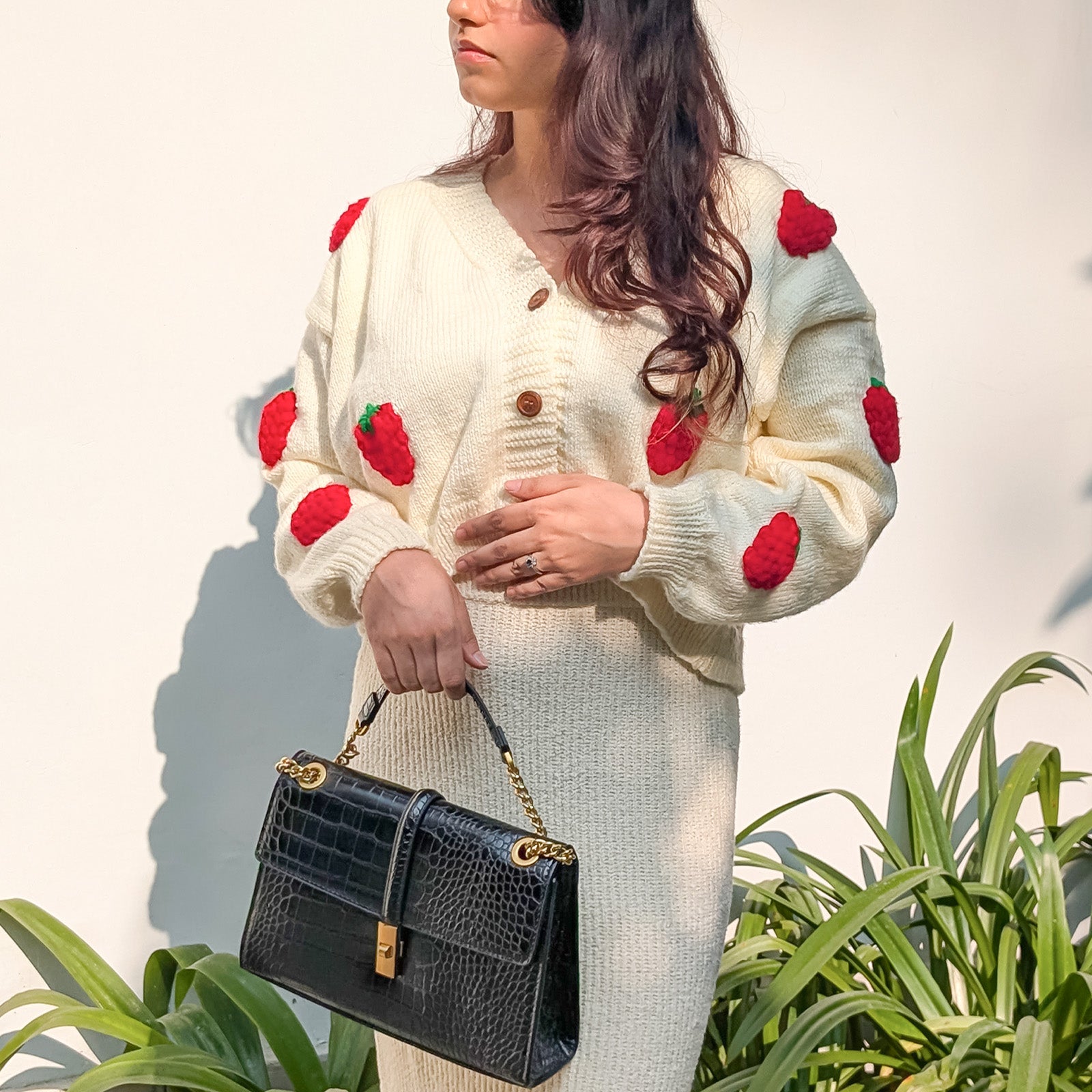 Oversized Hand Knitted Sweater - Strawberry