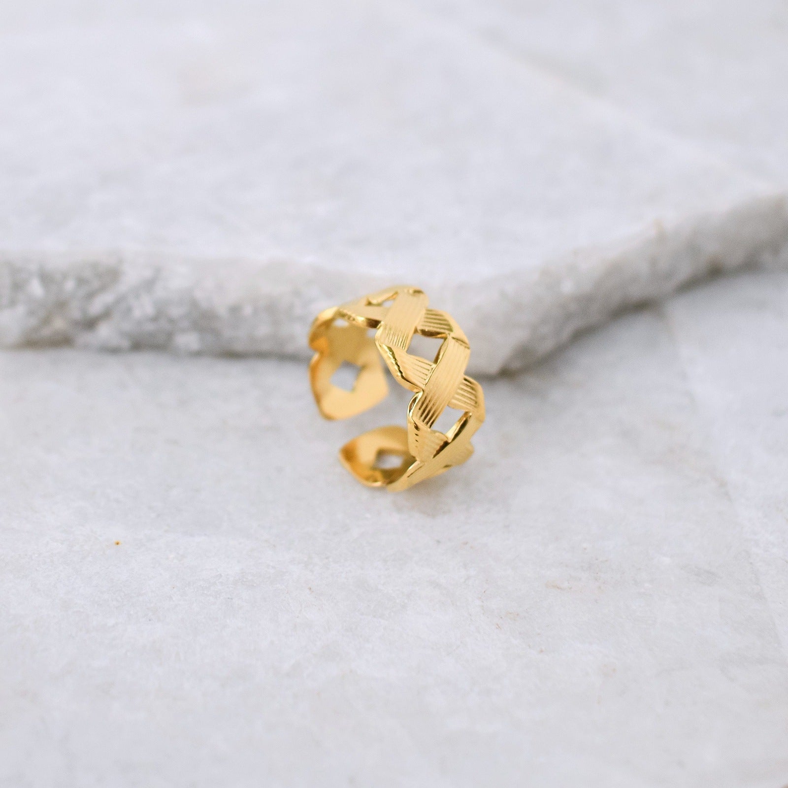 midas gold ring woman