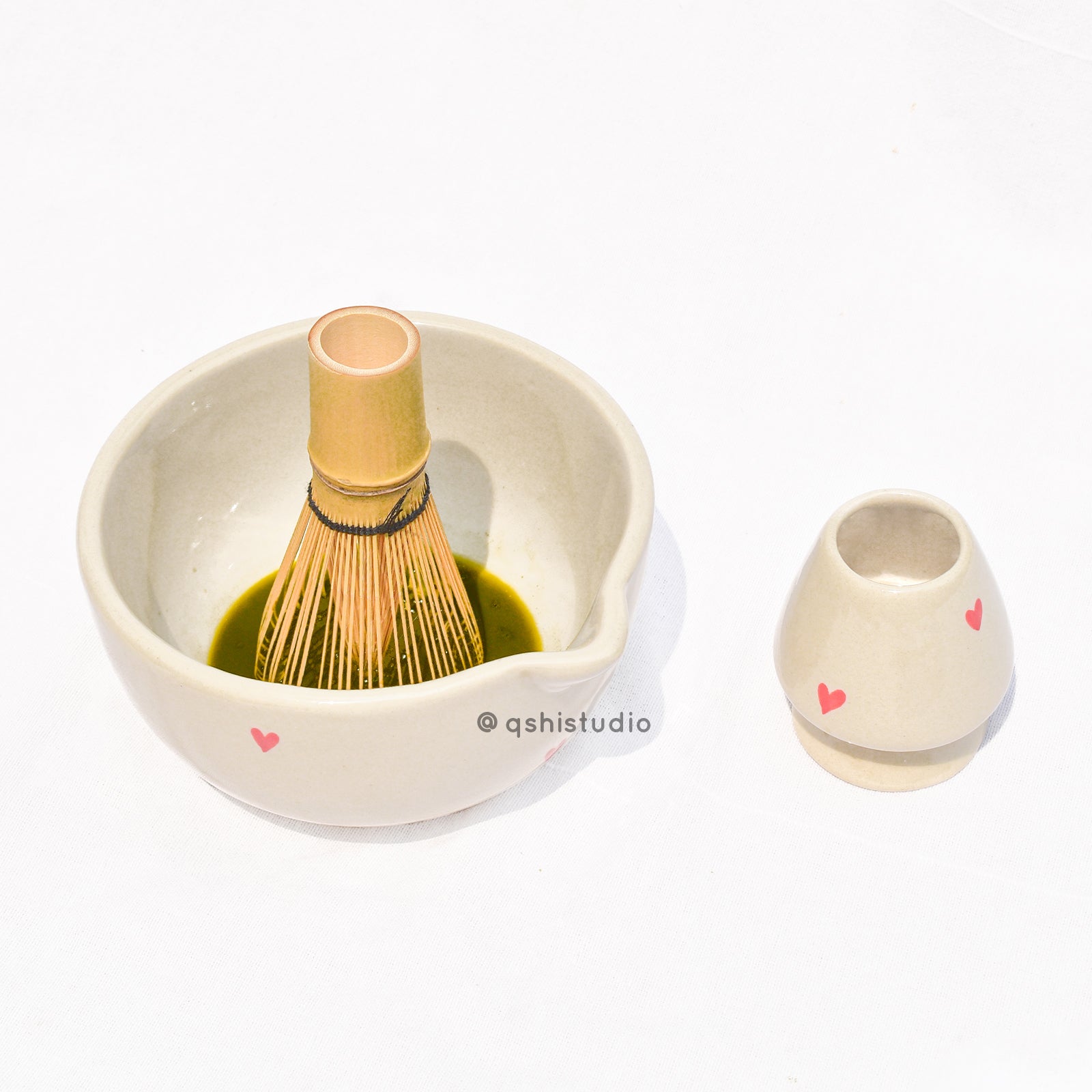 Ceramic Matcha bowl & Whisk Holder - Red heart