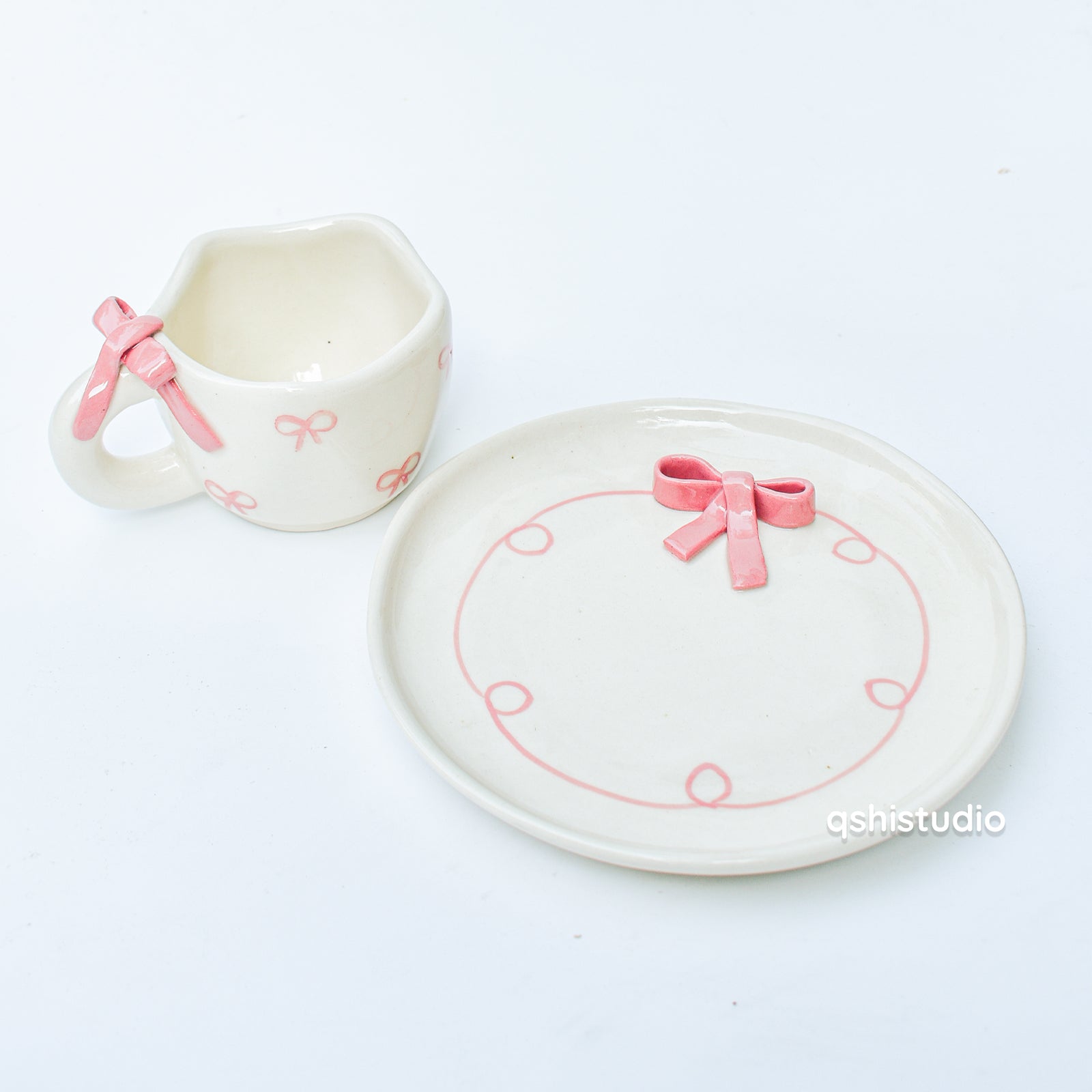 Cute Dessert Plate - Pink Whimsy Bow (7 inches)