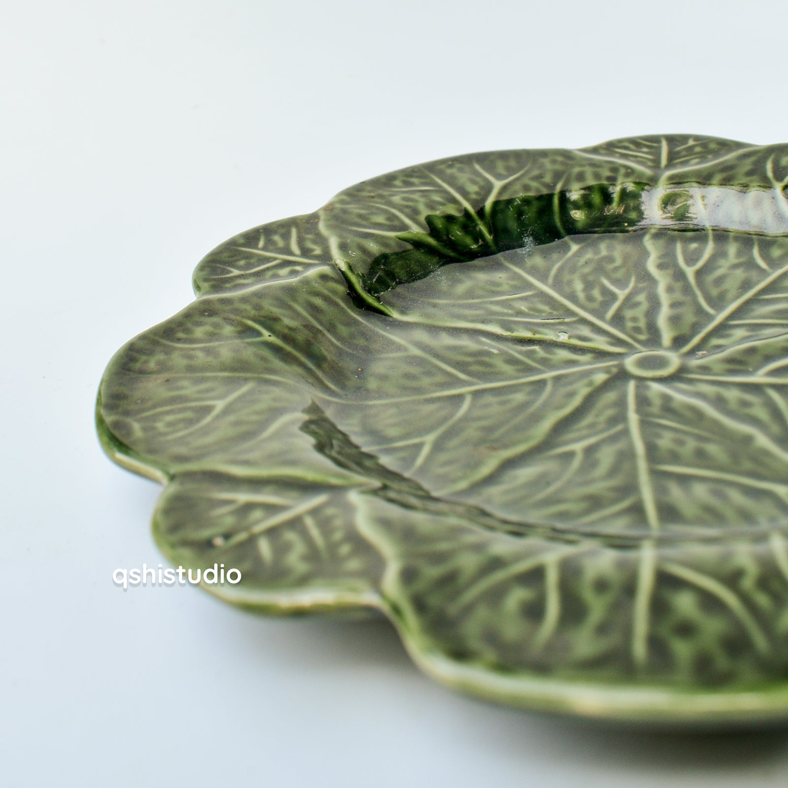 Serving Snack Platter - Green Leaf