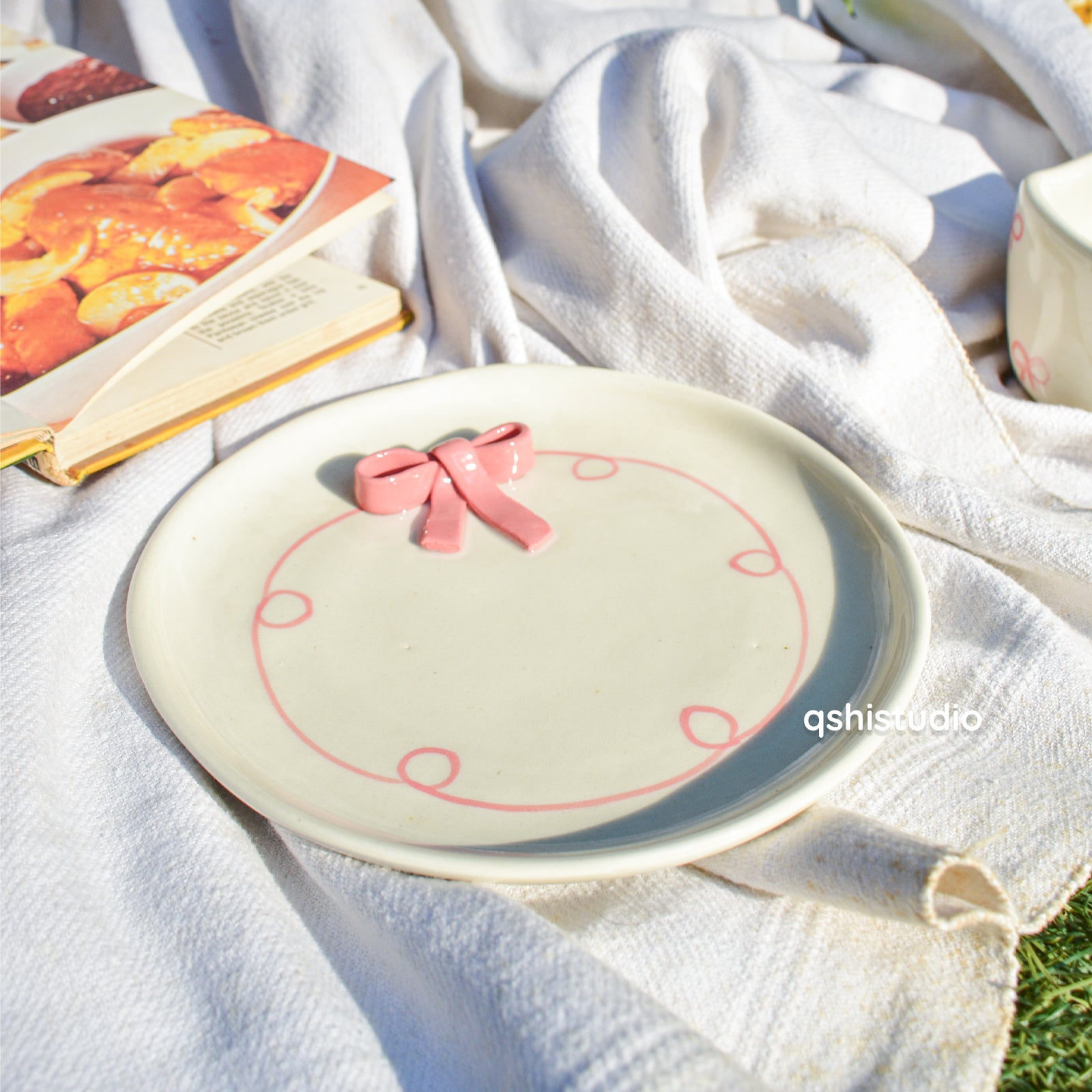 Cute Dessert Plate - Pink Whimsy Bow (7 inches)