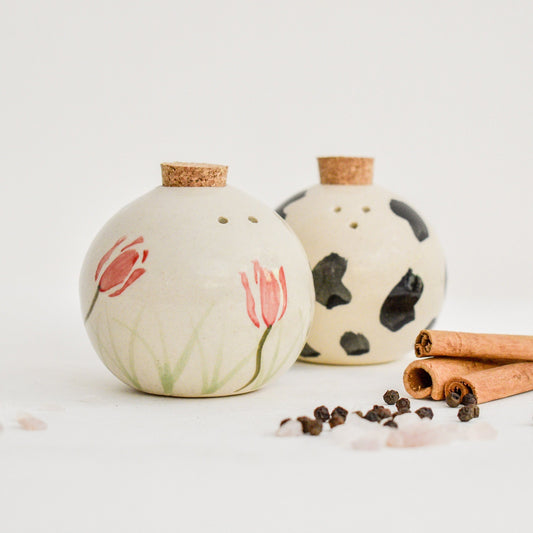 cow and tulip ceramic salt and pepper shakers set
