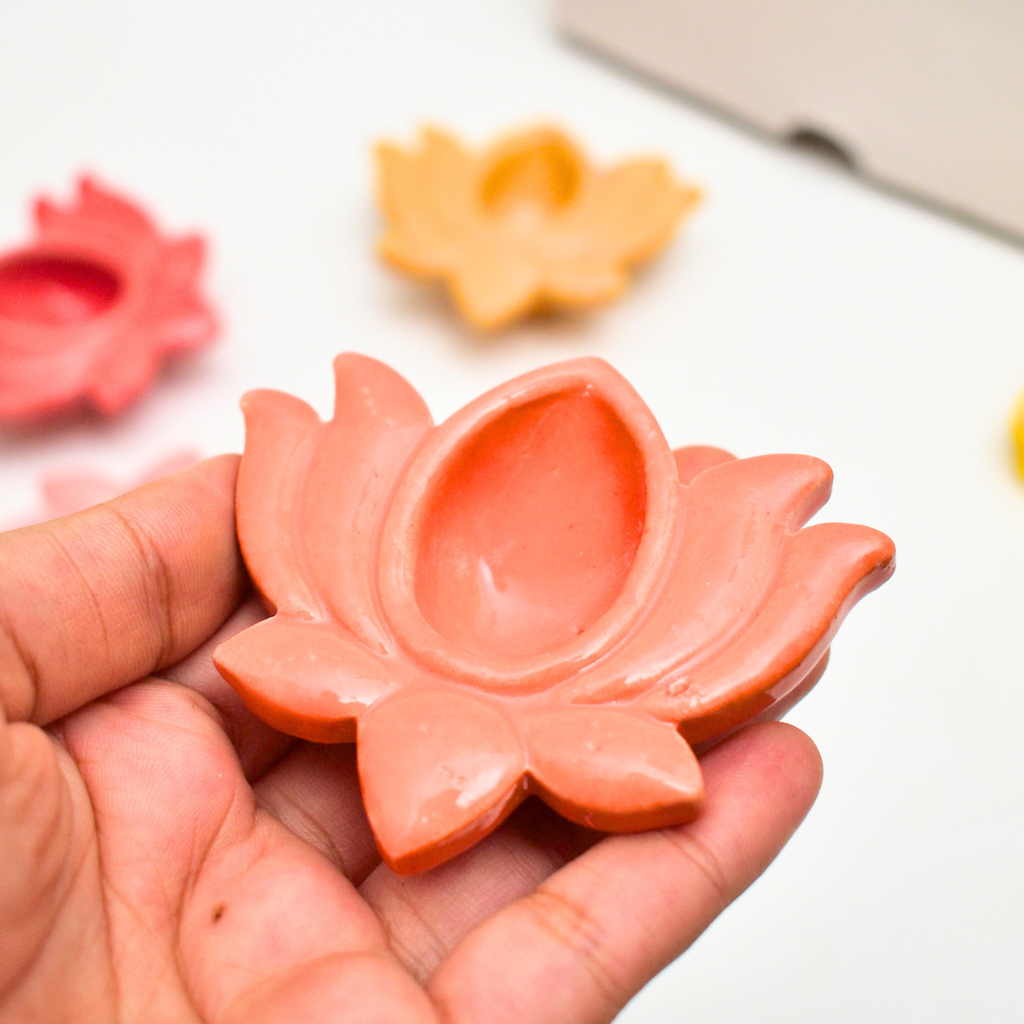 Ceramic Diyas - Lotus