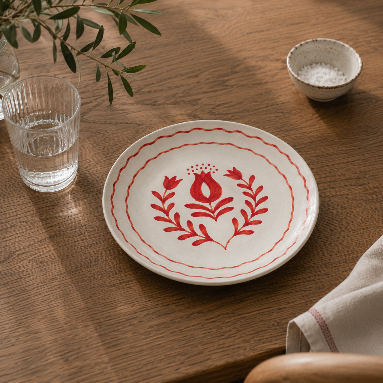 Cute Dessert Plate -  Anar Bloom (Red)