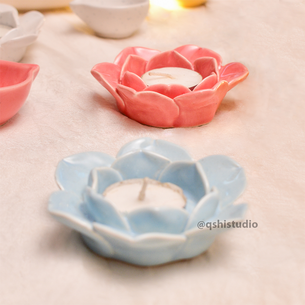 Diya Holder - Lotus Set of 4