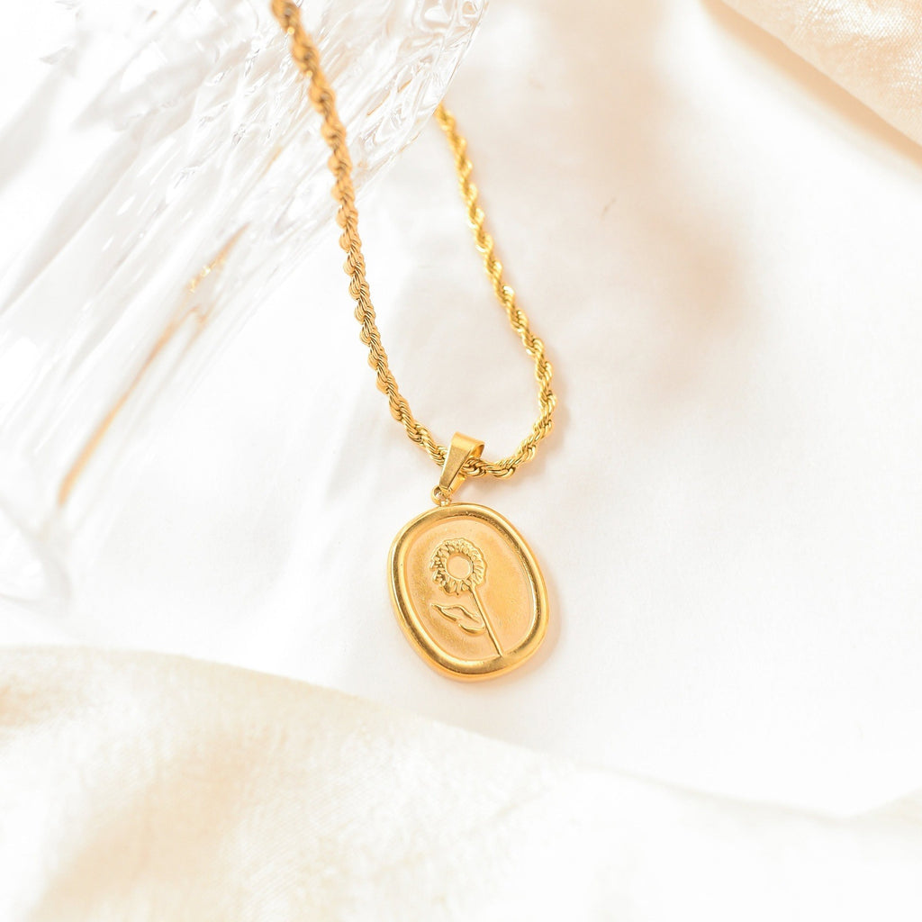 flower anti tarnish womens necklaces