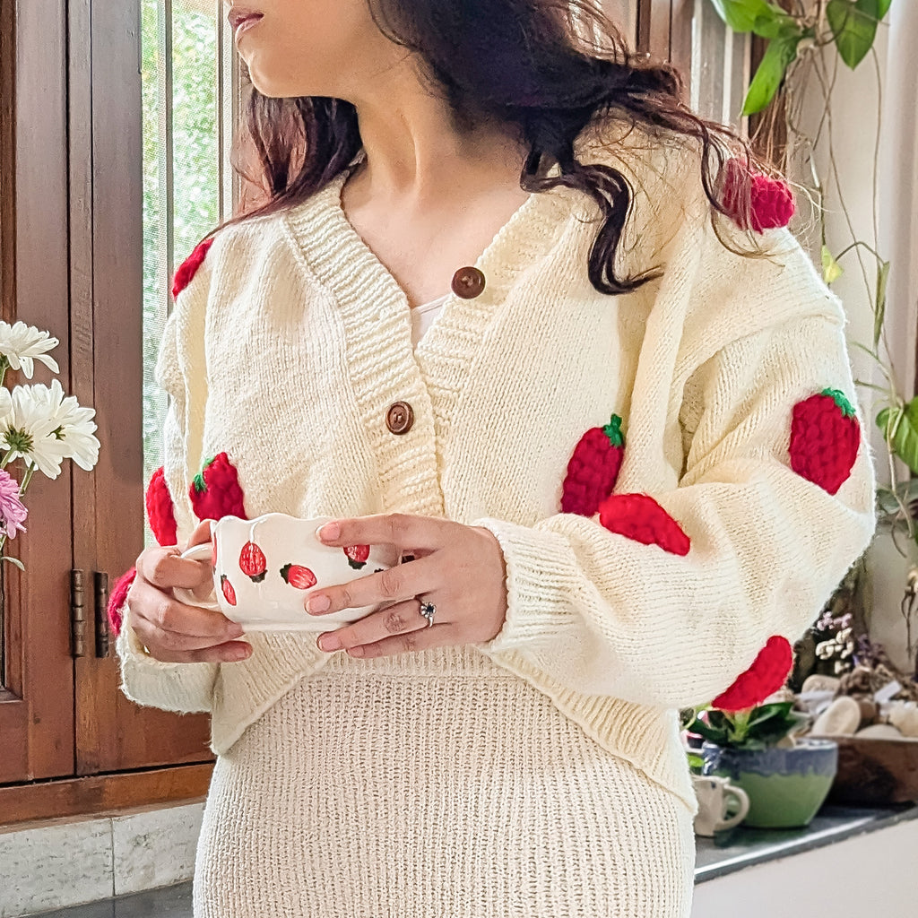 Oversized Hand Knitted Sweater - Strawberry