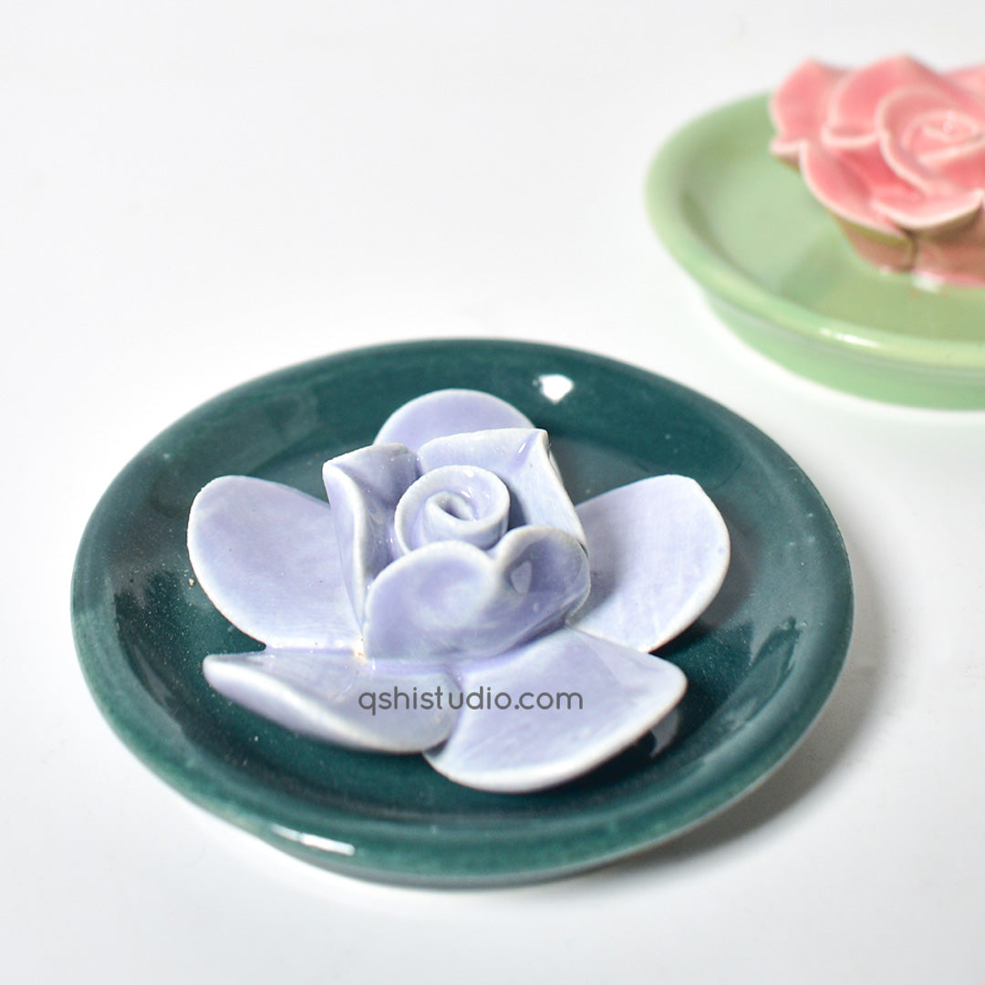Agarbatti stand - Blue Lotus