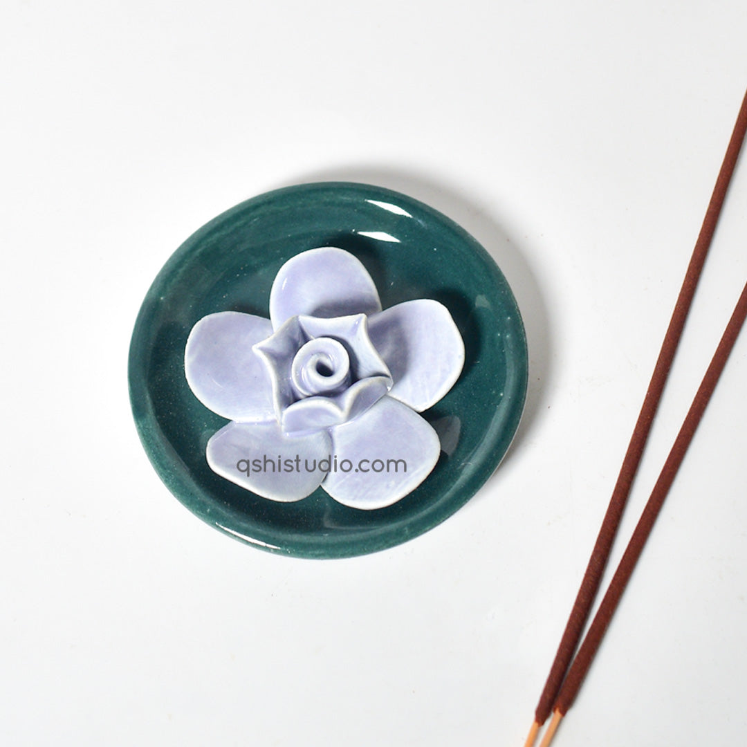 Agarbatti stand - Blue Lotus