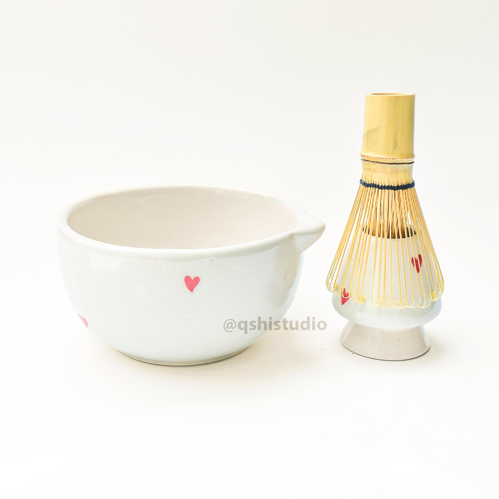 Ceramic Matcha bowl & Whisk Holder - Red heart