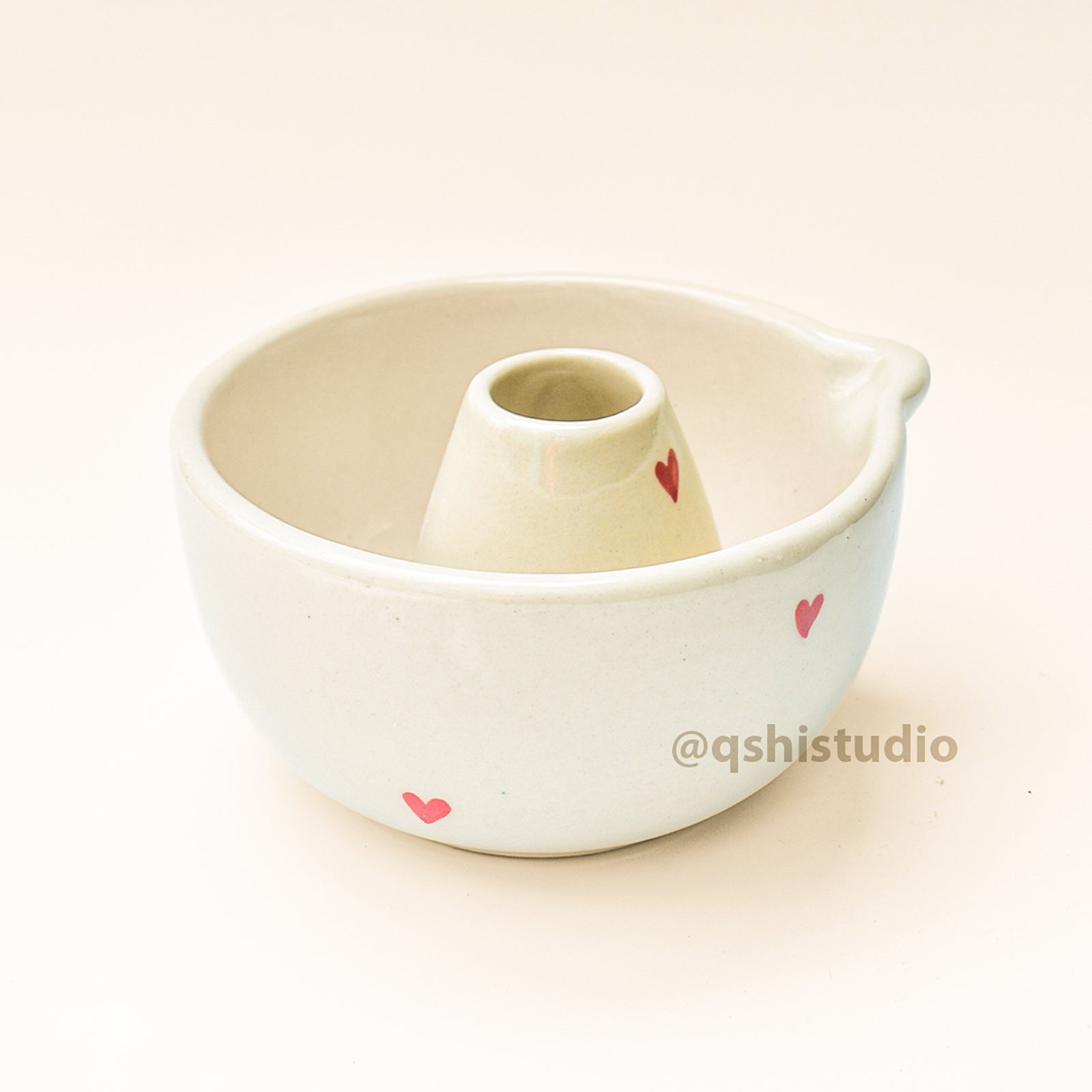 Ceramic Matcha bowl & Whisk Holder - Red heart