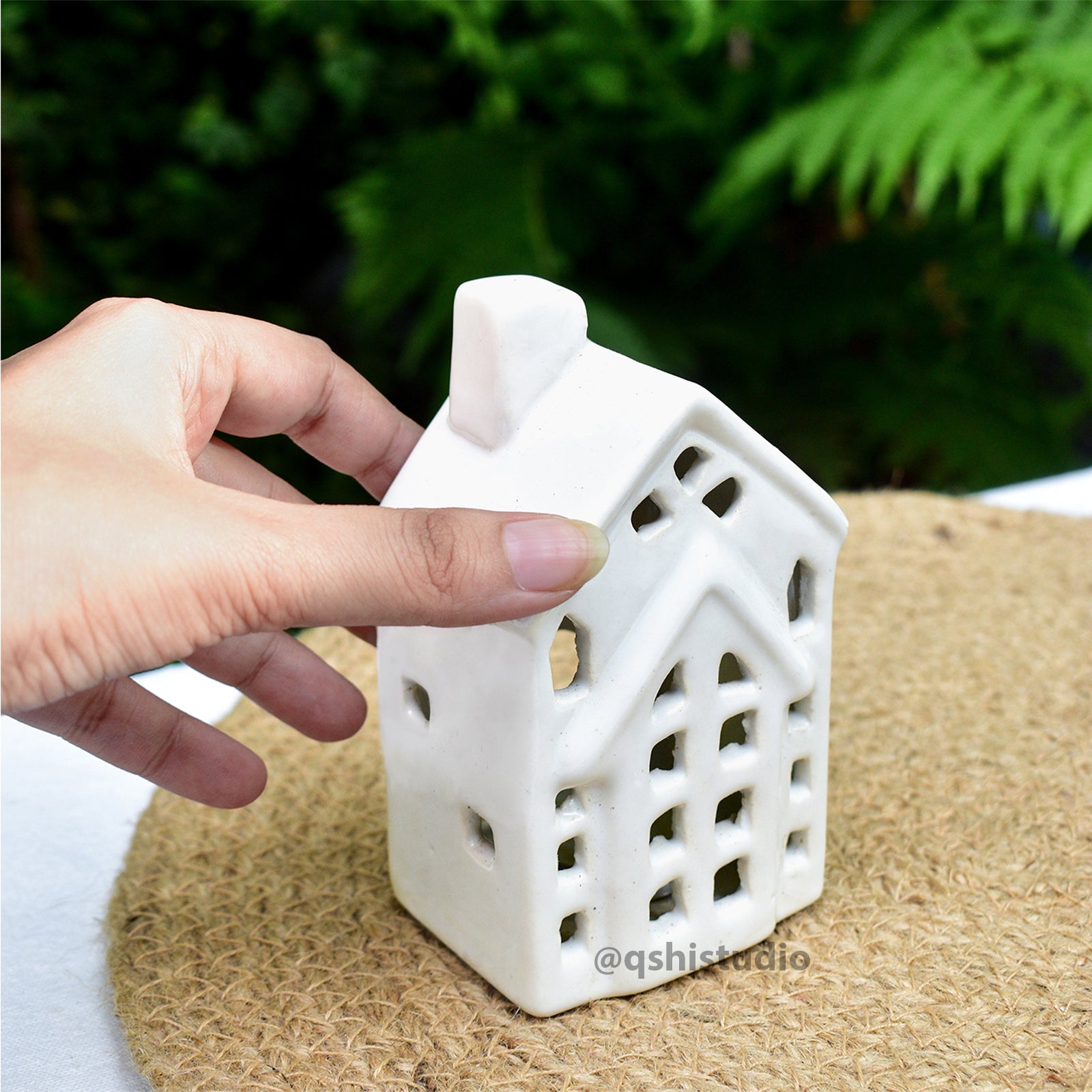 Ceramic Tealight\Dhoop Light Decor  - White House Miniature