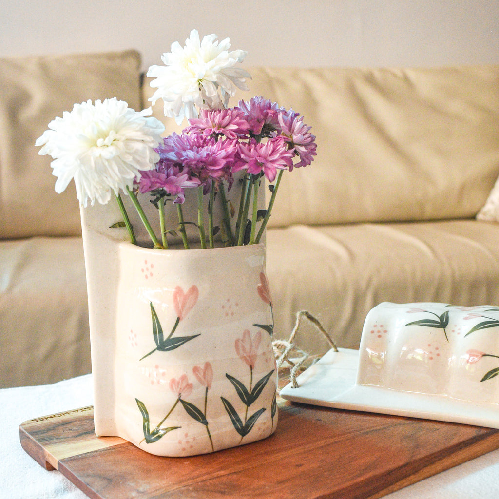Ceramic Wall Planter - Tulip