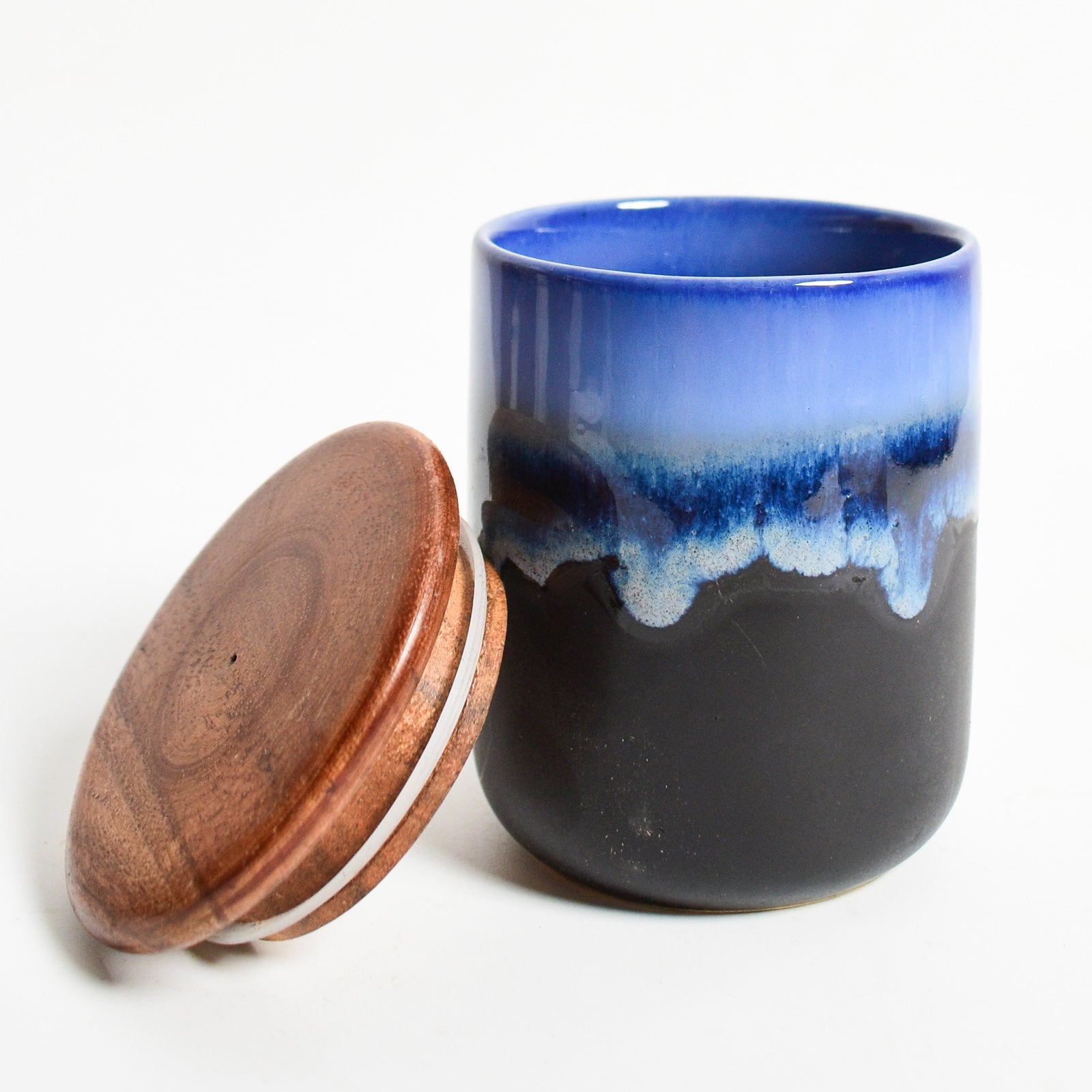 Ceramic Jar With Wooden Lid - Icy Black