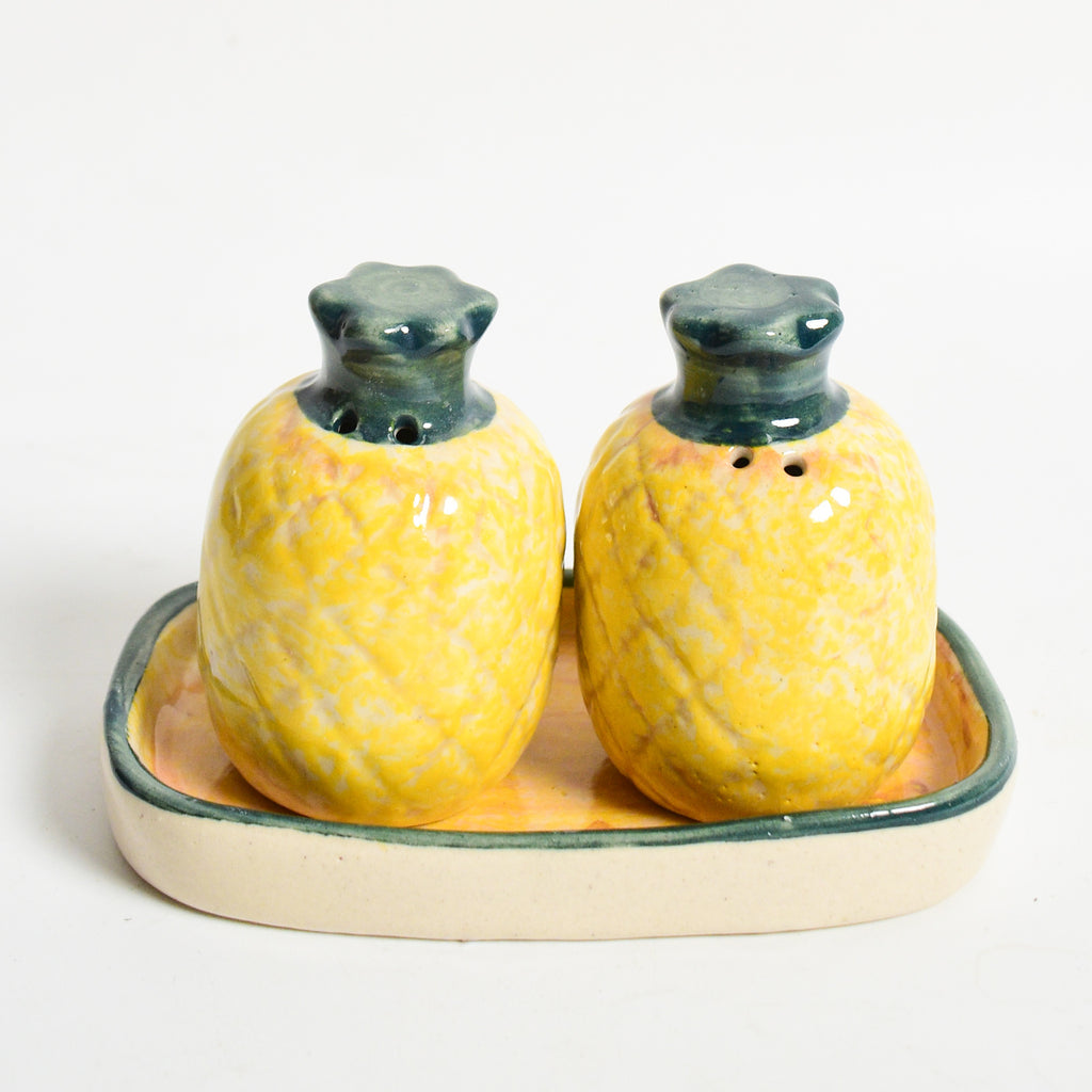 Salt & Pepper Shaker Set - Pineapple