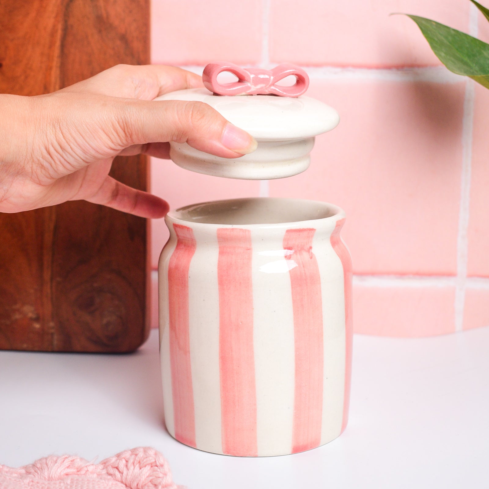 Ceramic Jar - Bow Stripe