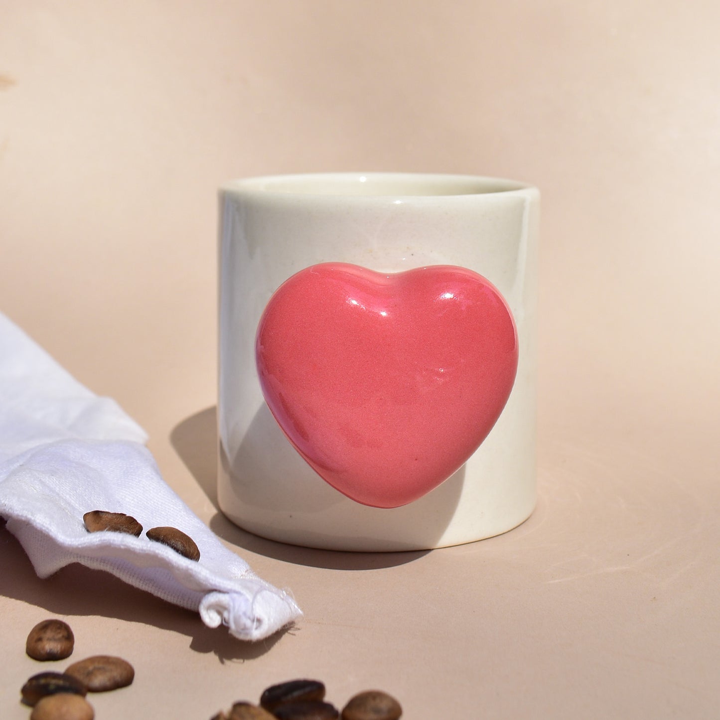 Aesthetic Coffee Mug - Heart Knob