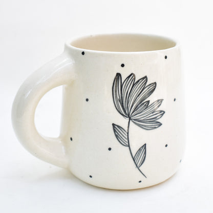 Stylish Ceramic Tea Mug - Black Flower