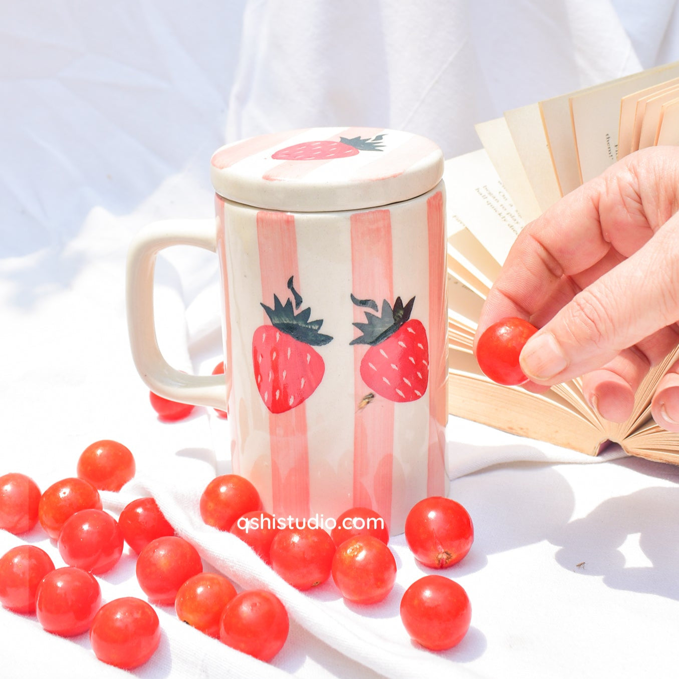 Strawberry Stripe Mug With Lid