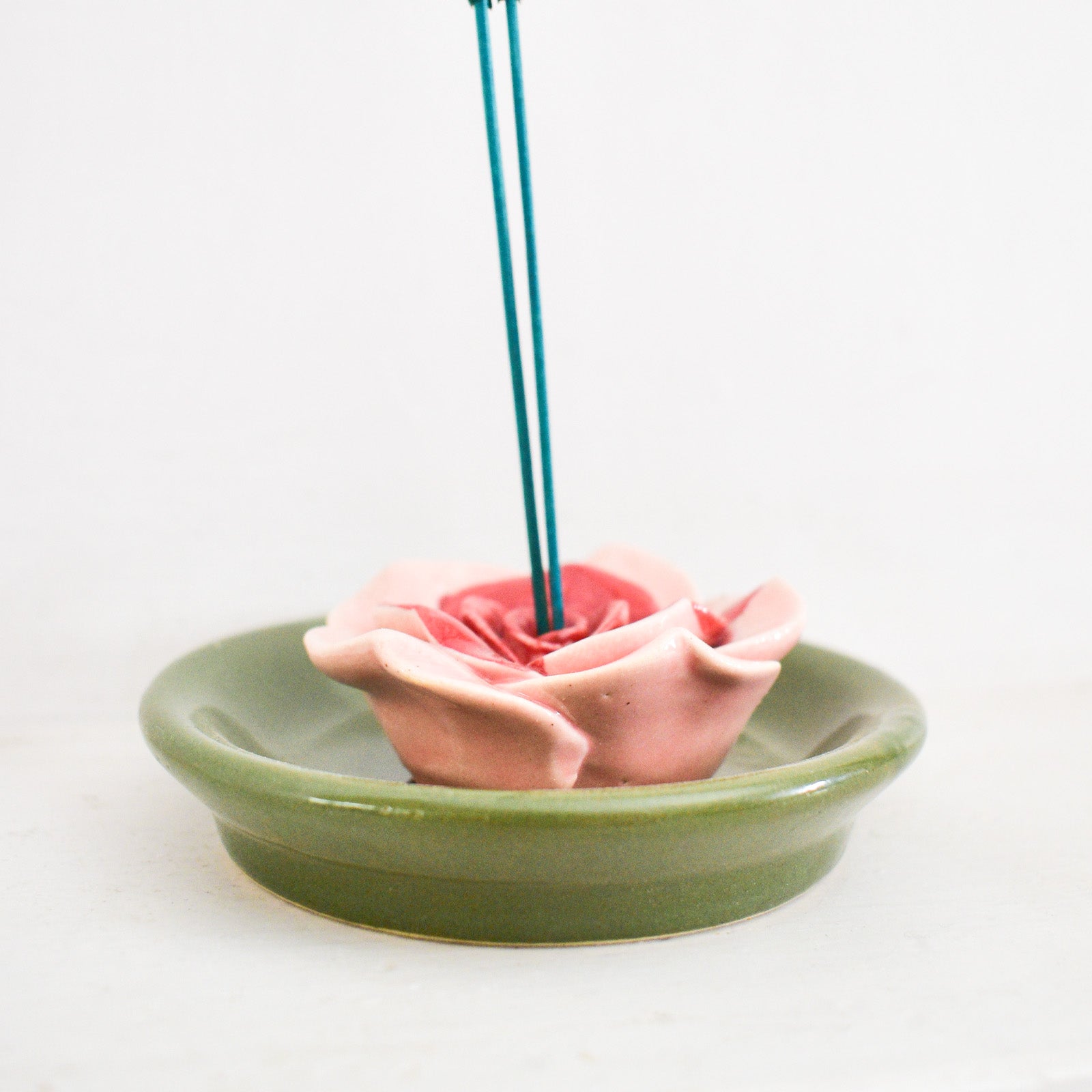 Agarbatti stand - Rosy Bloom