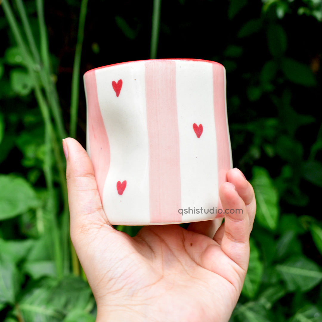 Ceramic Tea Cup Pinch Tumbler - Striped Hearts Red