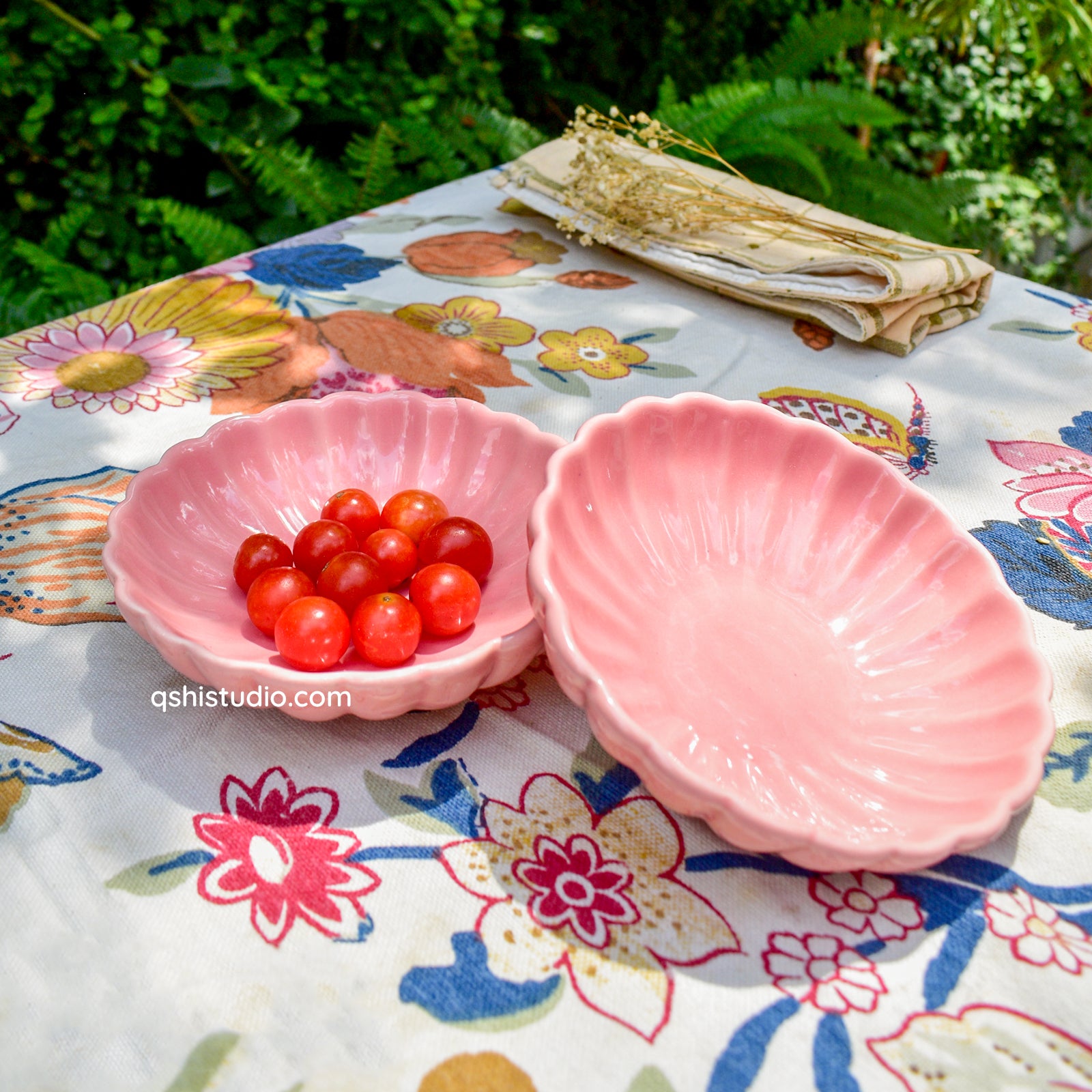 Ceramic Snack Bowl - Pink Scallop
