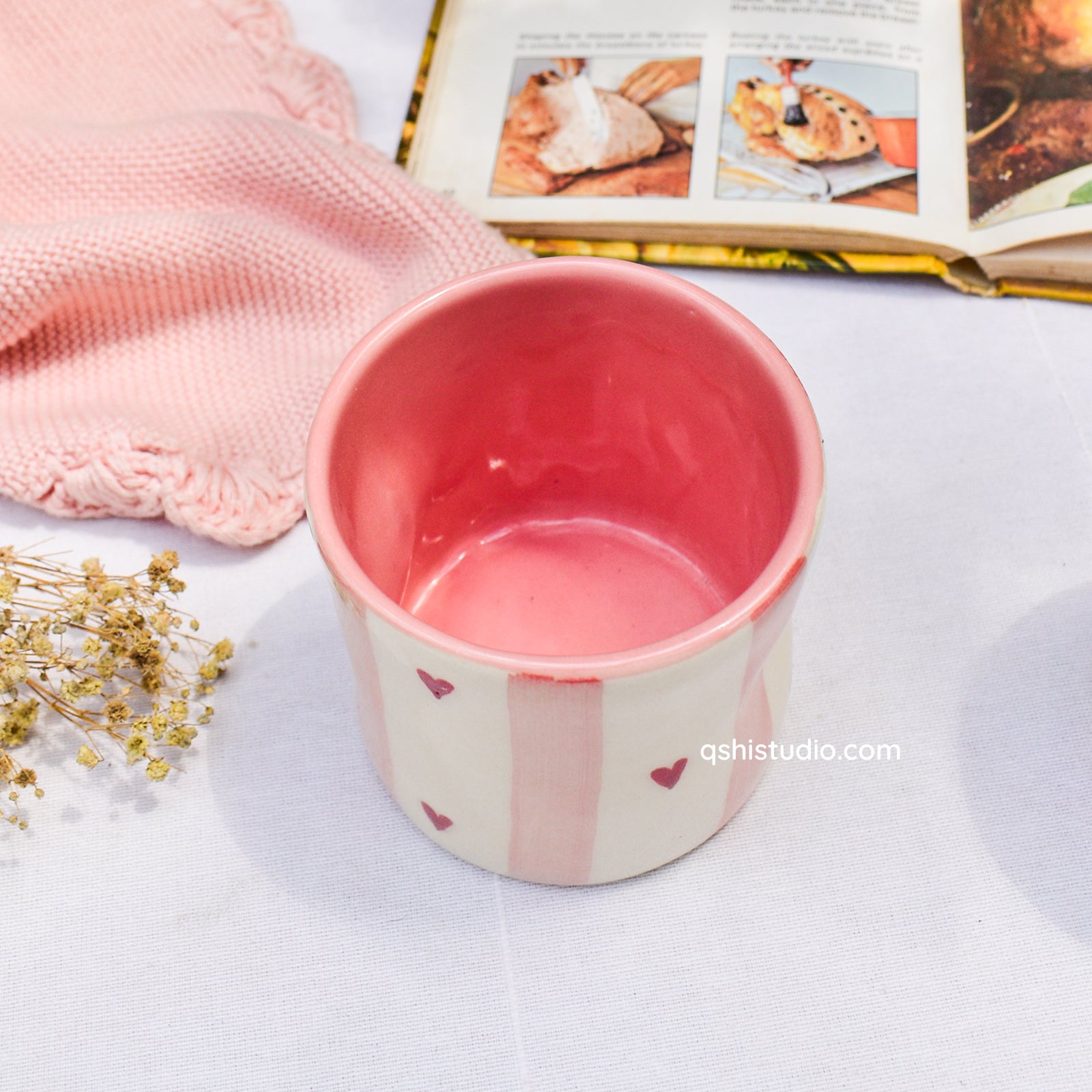 Ceramic Tea Cup Pinch Tumbler - Striped Hearts Pink