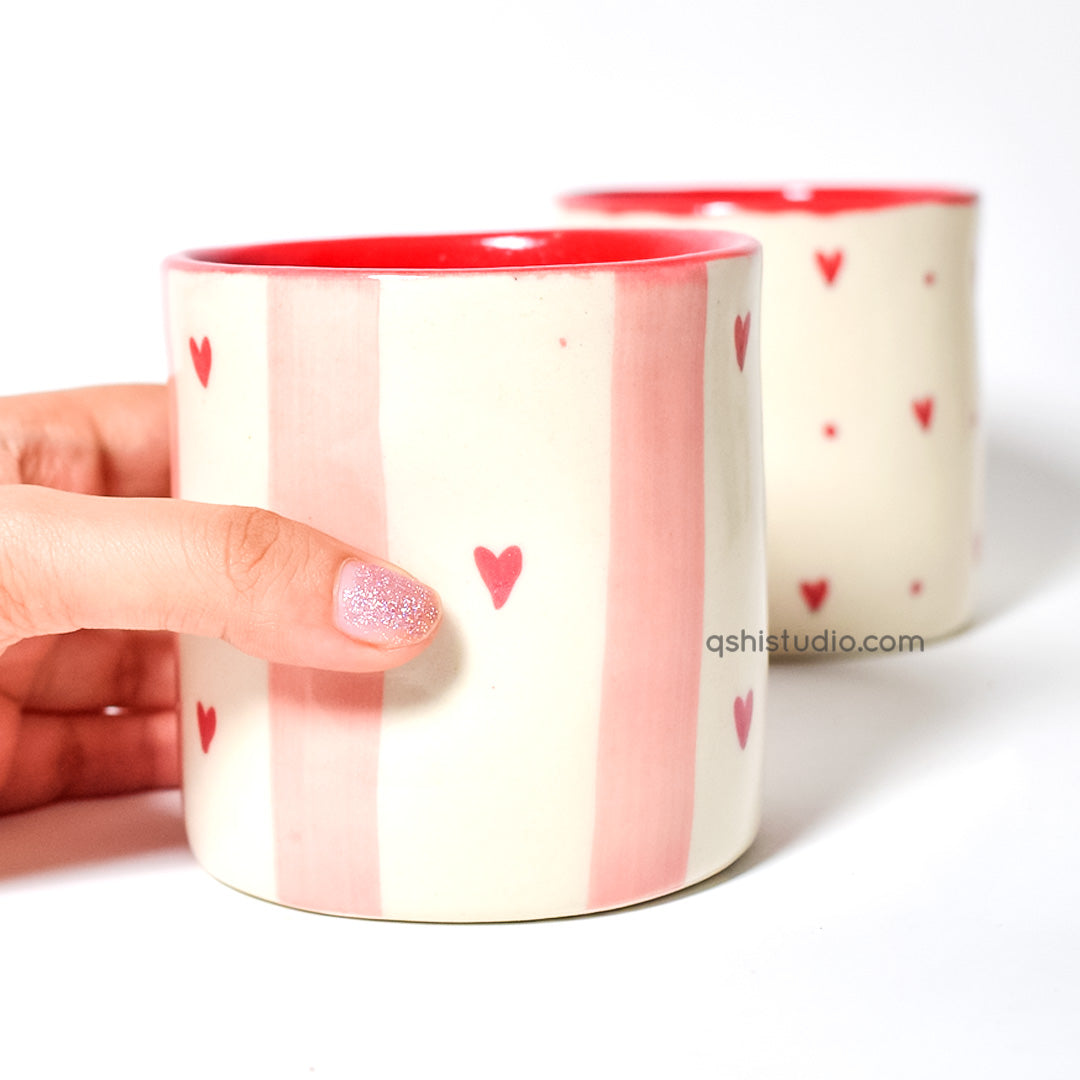 Ceramic Tea Cup Pinch Tumbler - Striped Hearts Red