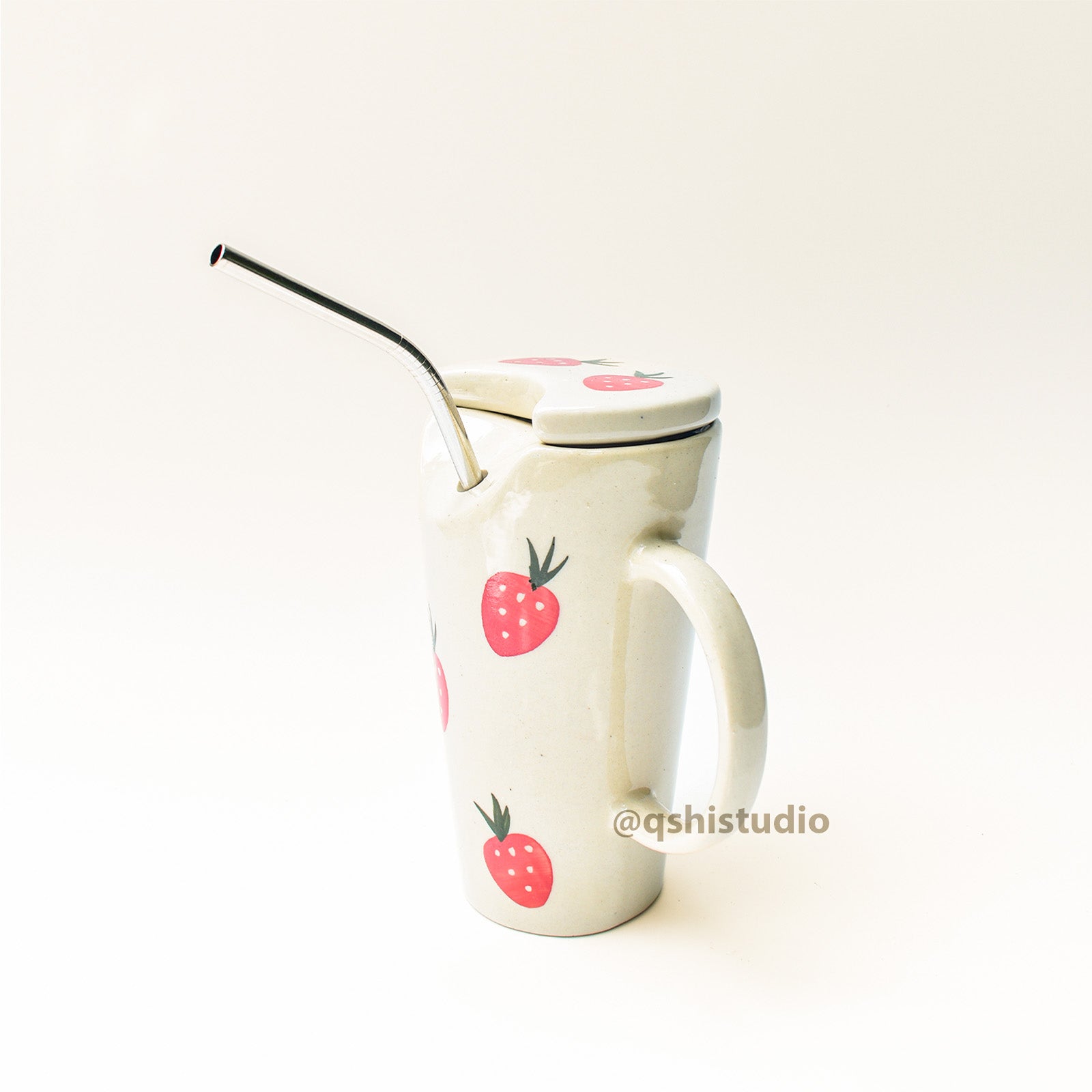 Ceramic Tumbler With Straw - Strawberry