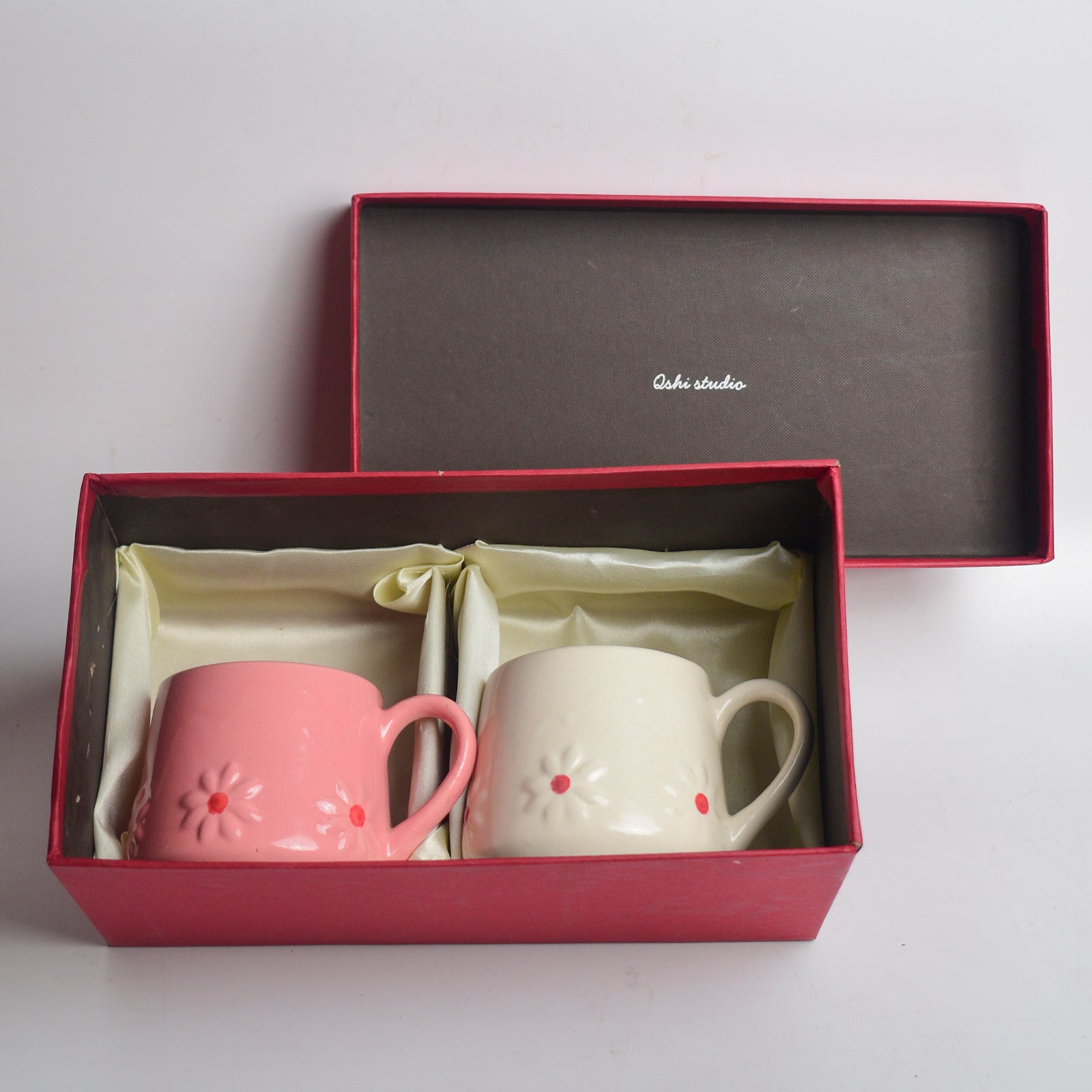 Pink & White Lily Coffee Mug Gift Set