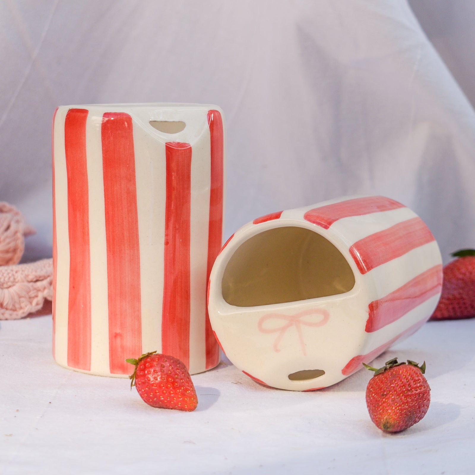 Ceramic Sip Tumbler - Red Striped Bow