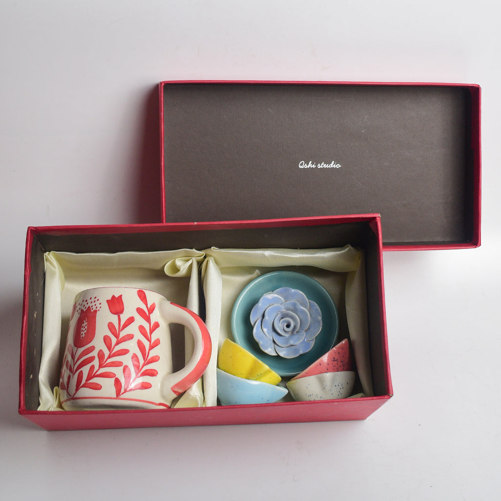 Red Anar Mug, Blossom Stand & Diya Gift Set