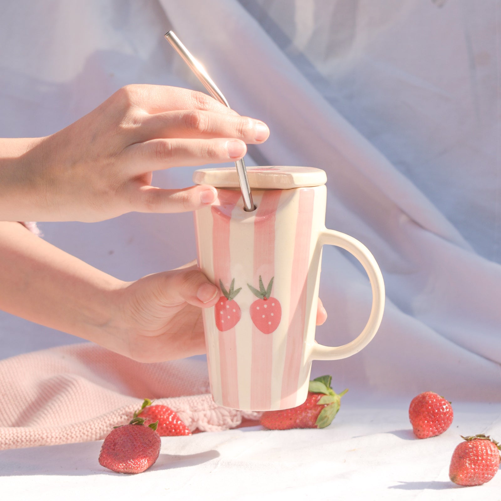 Ceramic Tumbler With Straw - Strawberry Pink Stripe