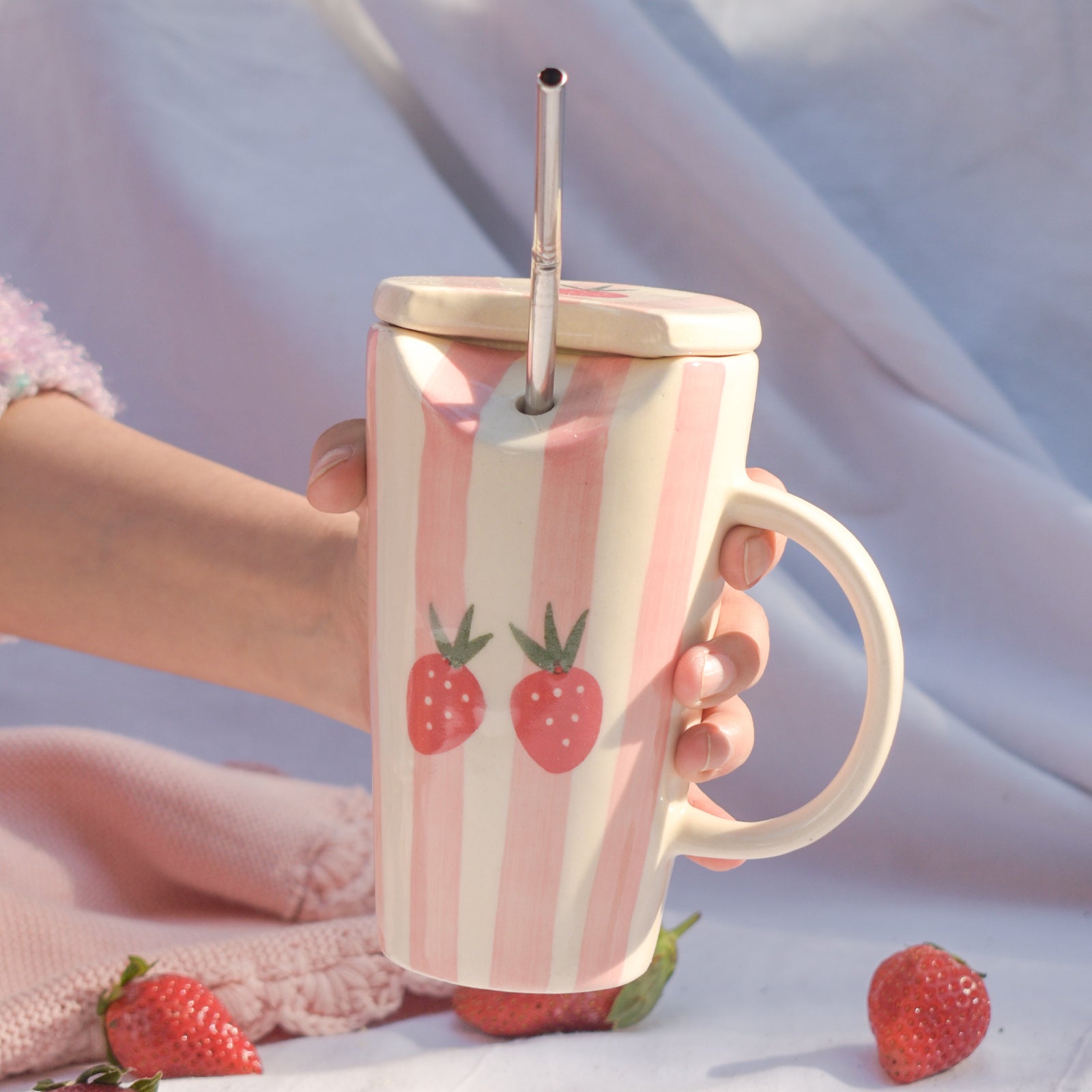 Ceramic Tumbler With Straw - Strawberry Pink Stripe