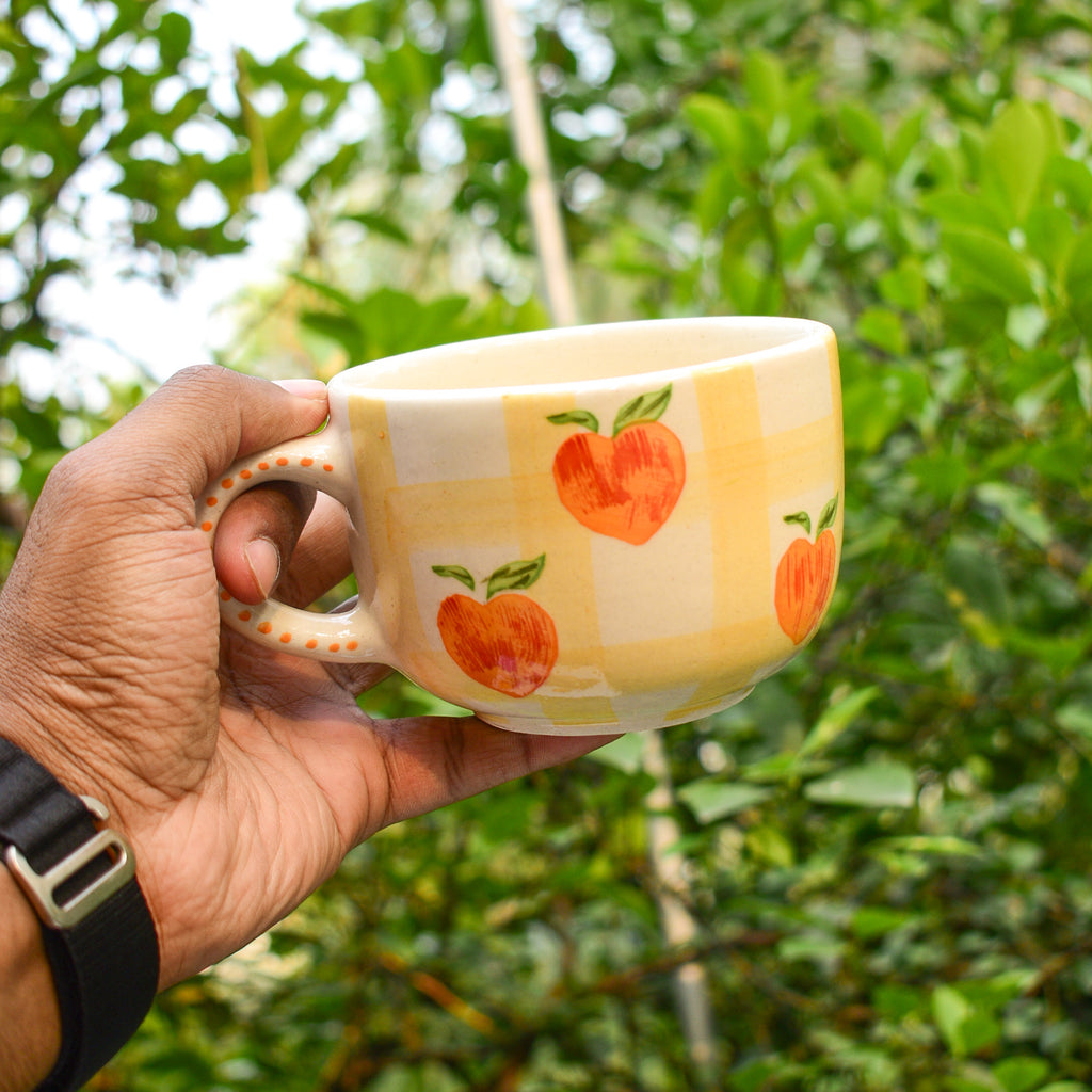 Aesthetic mug - Checked Peaches