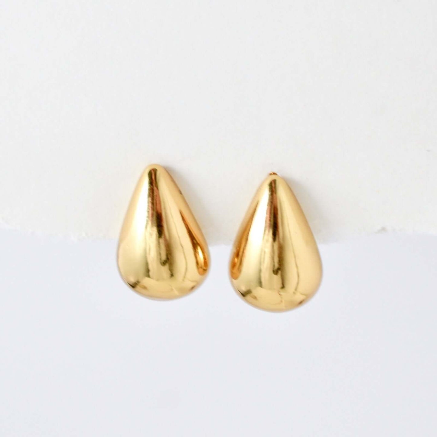 venus stud earrings for women