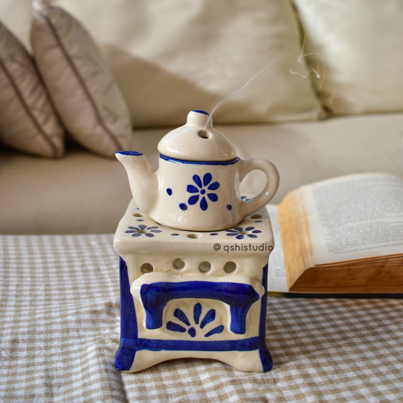 Ceramic Blue Tea-Kettle Aromatherapy Burner